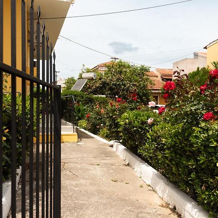 קאבוס Kates Apartments מראה חיצוני תמונה