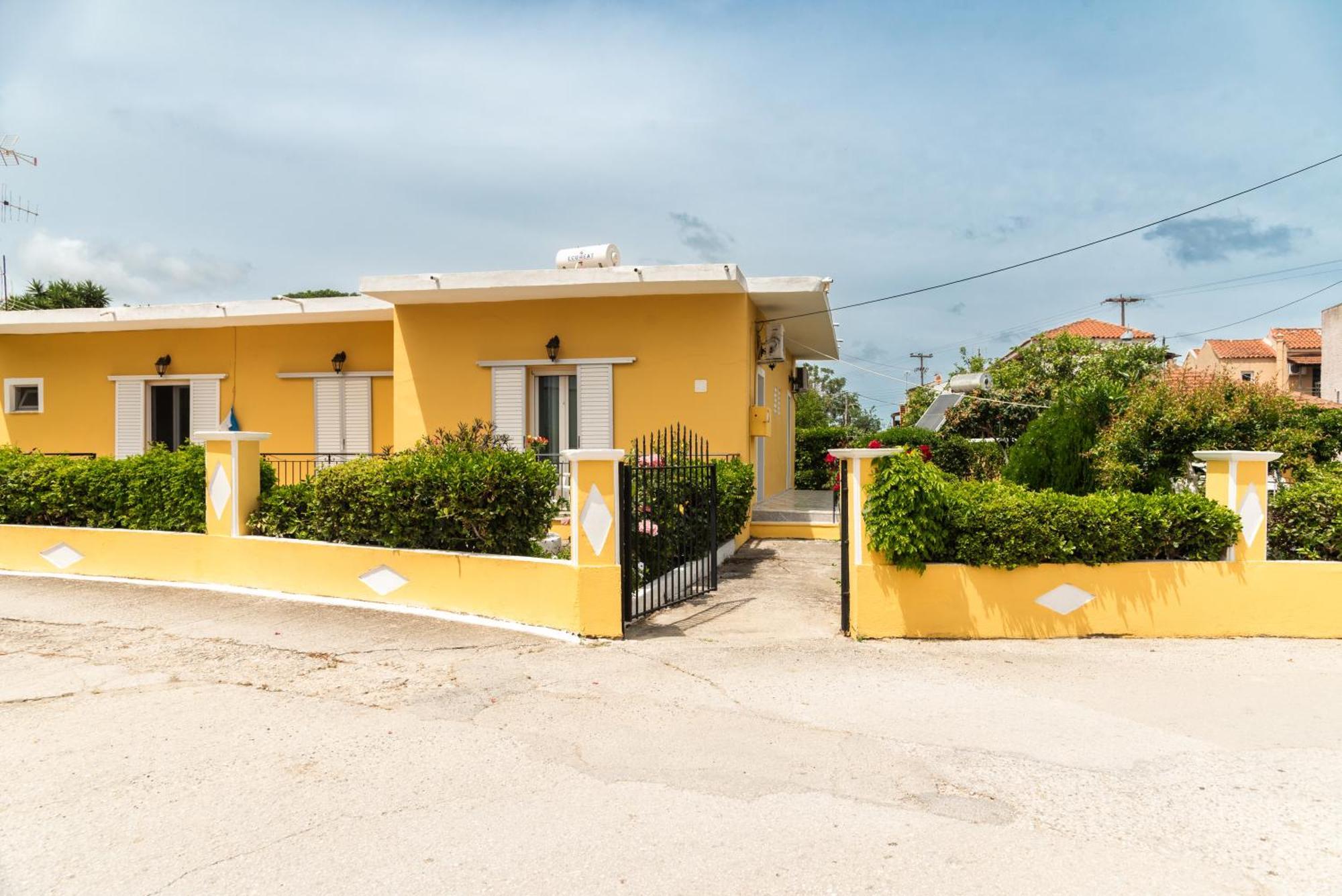 קאבוס Kates Apartments מראה חיצוני תמונה